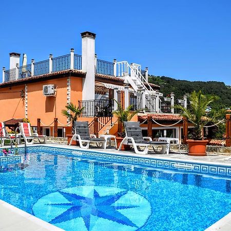 Boutique Villa Rosa Dei Venti Baltsjik Buitenkant foto