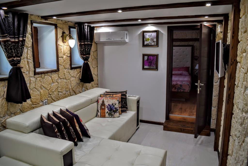 Boutique Villa Rosa Dei Venti Baltsjik Buitenkant foto